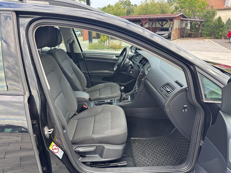 Volkswagen Golf Variant (2017) Comfortline 2.0 TDI 110kW - fotka 28 z 30