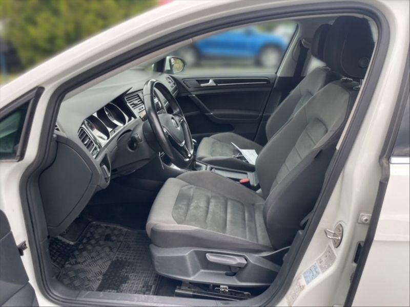 Volkswagen Golf 1,5 TSI Evo Highline - fotka 7 z 11