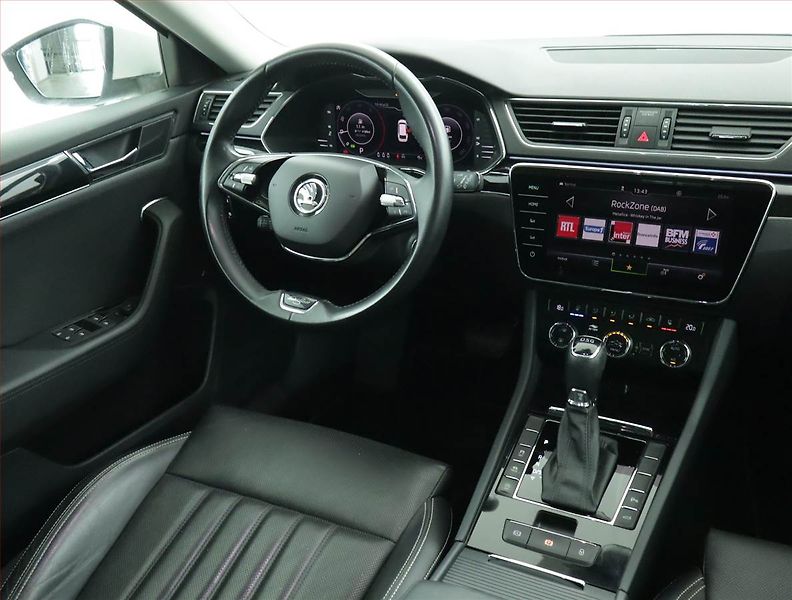 Škoda Superb (2021) Laurin&Klement 2.0 TDI - fotka 7 z 22