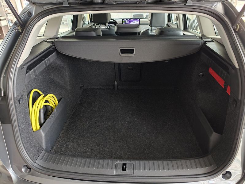 Škoda Enyaq iV 60 62kWh SoH 91% - fotka 21 z 32