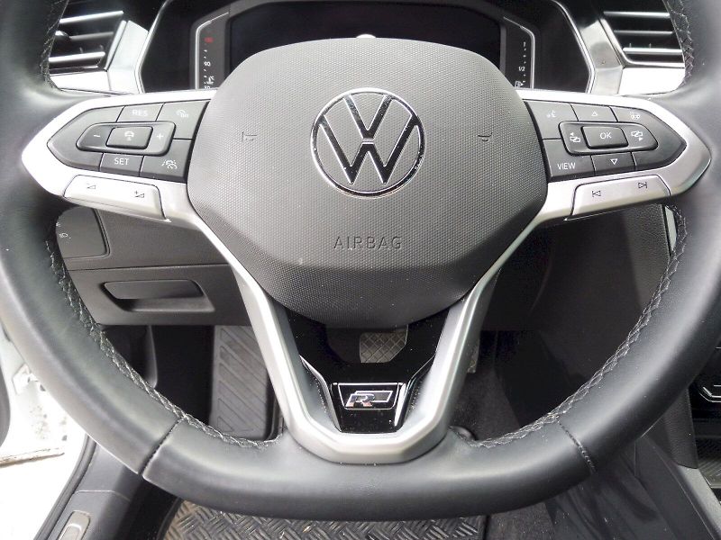 Volkswagen Passat (2022) Elegance 2,0 TDI 147kW DSG 4MO - fotka 10 z 30