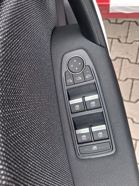 Renault Symbioz (2026) techno mild hybrid 140         - fotka 25 z 43