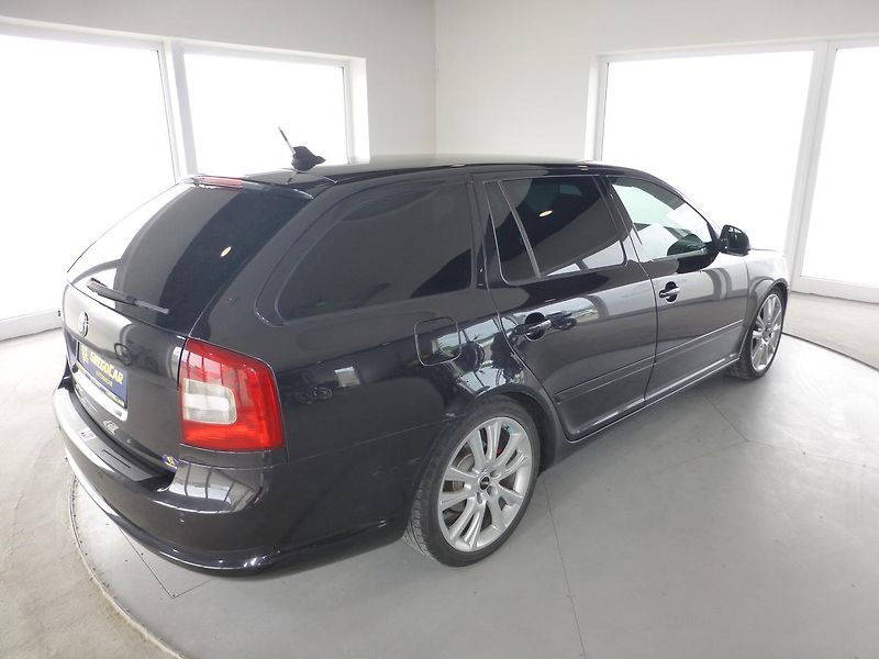 Škoda Octavia (2012) 2,0TDI-125KW*ALU*VYHŘ.SED***RS - fotka 5 z 25