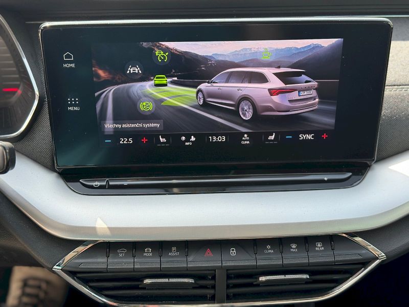 Škoda Octavia (2021) COMBI STYLE Plus 1,5TSI 110 kW - fotka 14 z 30