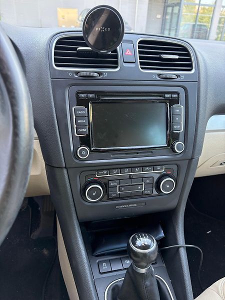 Volkswagen Golf (2011) - fotka 24 z 36