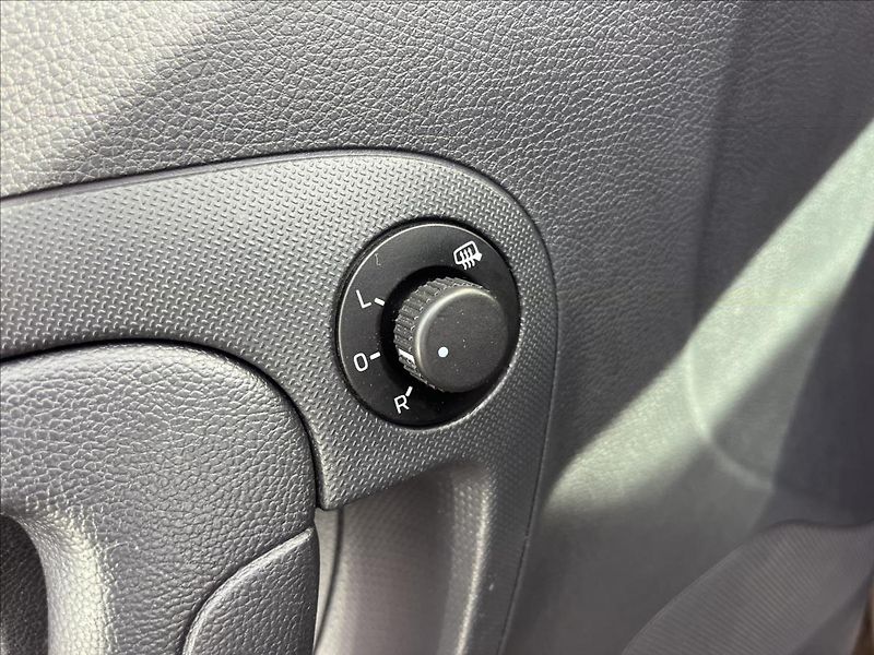 Škoda Roomster 1,2 TSi  Vyhřev,Senzory,ALU - fotka 13 z 50