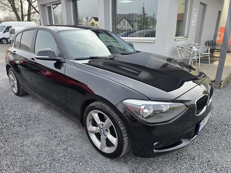 BMW Řada 1 120D Automat  - fotka 1 z 22