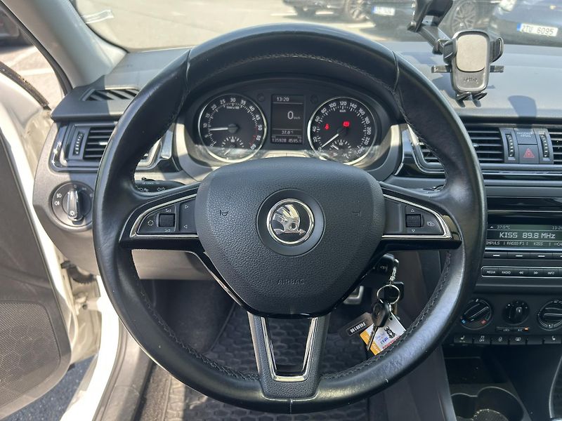 Škoda Rapid (2014) SPB AMB TD 77/1.6 M5F - fotka 14 z 22