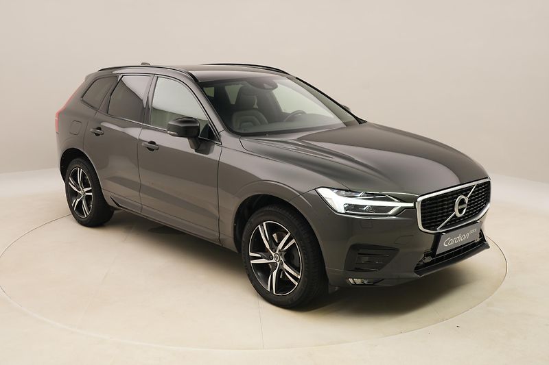 Volvo XC60 T5 AWD R-DESIGN AUT CZ - fotka 16 z 46