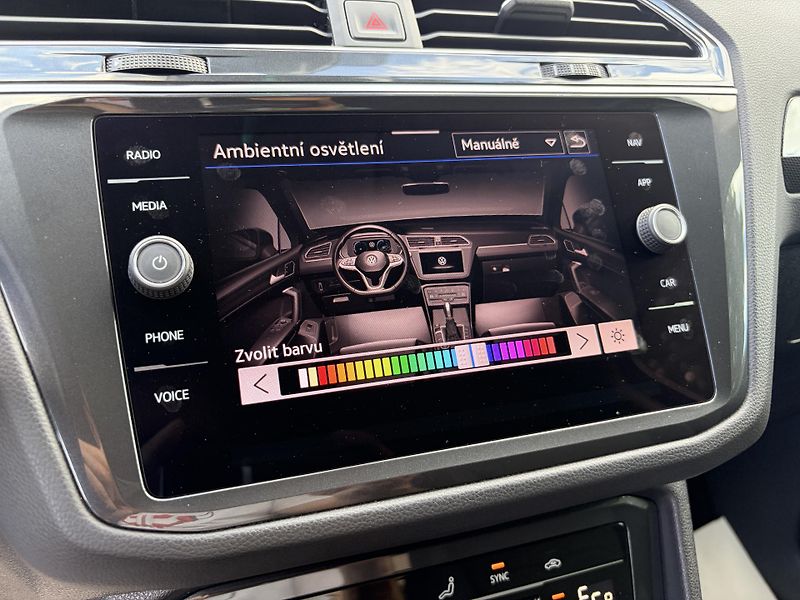 Volkswagen Tiguan 1.4TSI eHYBRID DSG MATRIX  - fotka 45 z 67