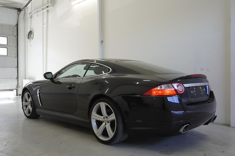 Jaguar XK8 4,2I AUT. - fotka 13 z 41