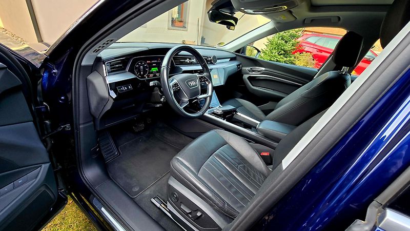 Audi e-tron /230kW - fotka 3 z 14