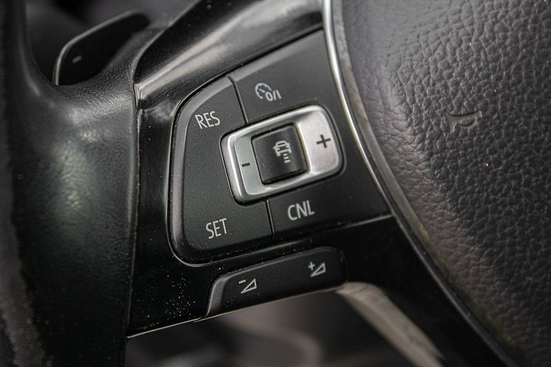 Volkswagen Sharan Highline - fotka 13 z 26