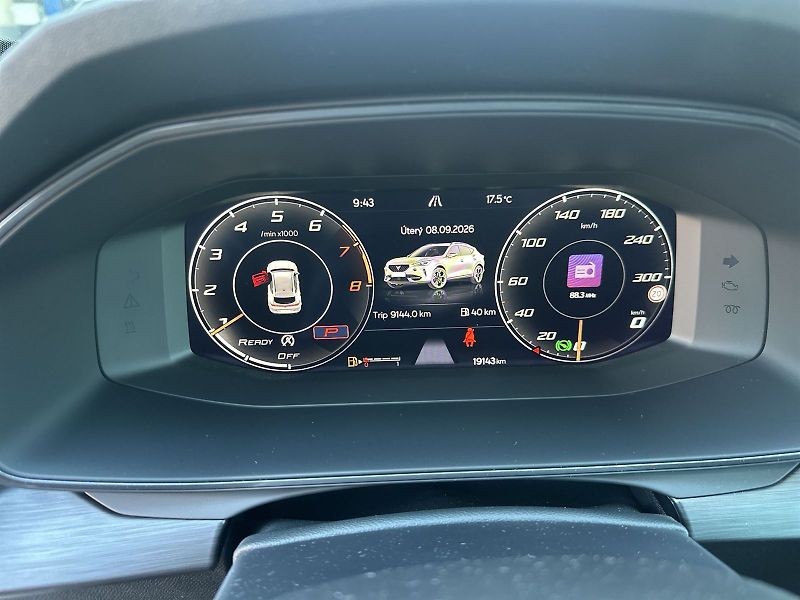 Cupra Formentor (2023) 1.5 TSI DSG - fotka 7 z 34