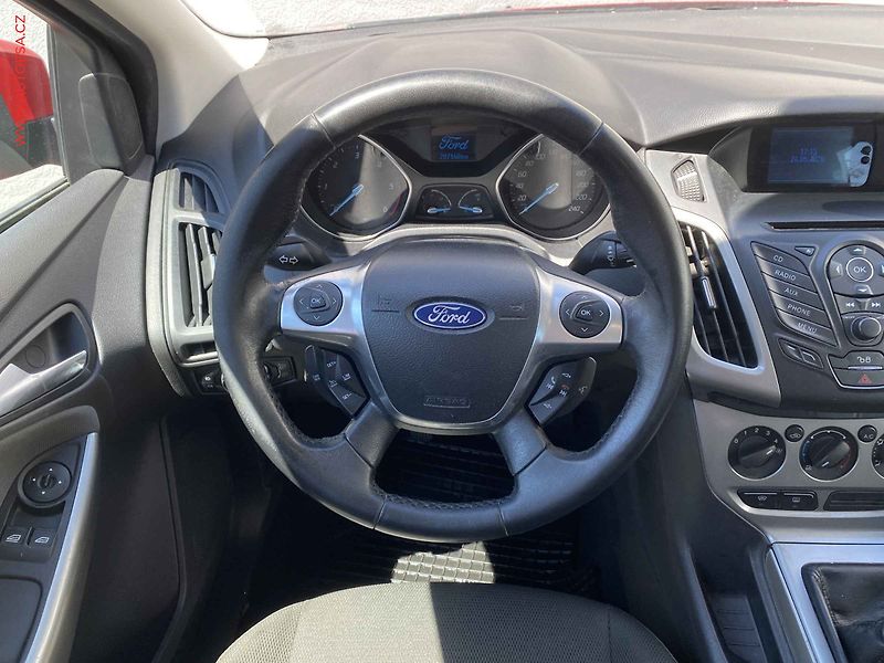 Ford Focus (2012) 1.6 TDCi, ČR, Trend - fotka 11 z 16