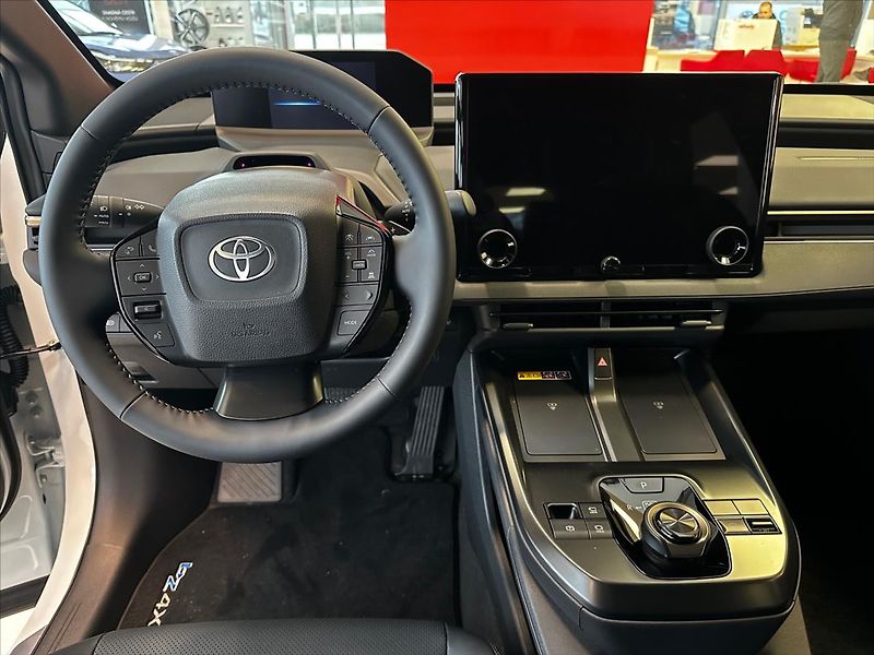 Toyota bZ4X Executive - fotka 6 z 15