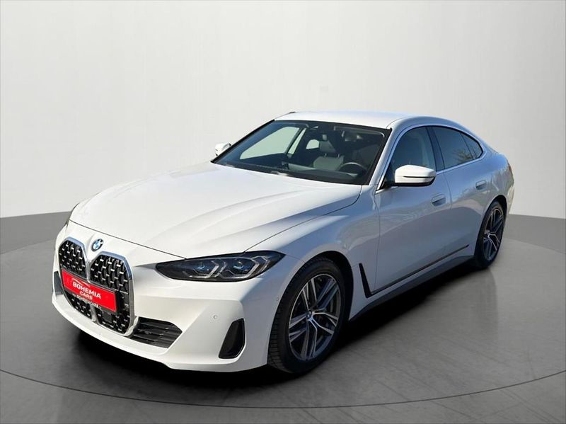 BMW Řada 4 3,0 430d xDrive GC Laser DPH - fotka 3 z 28