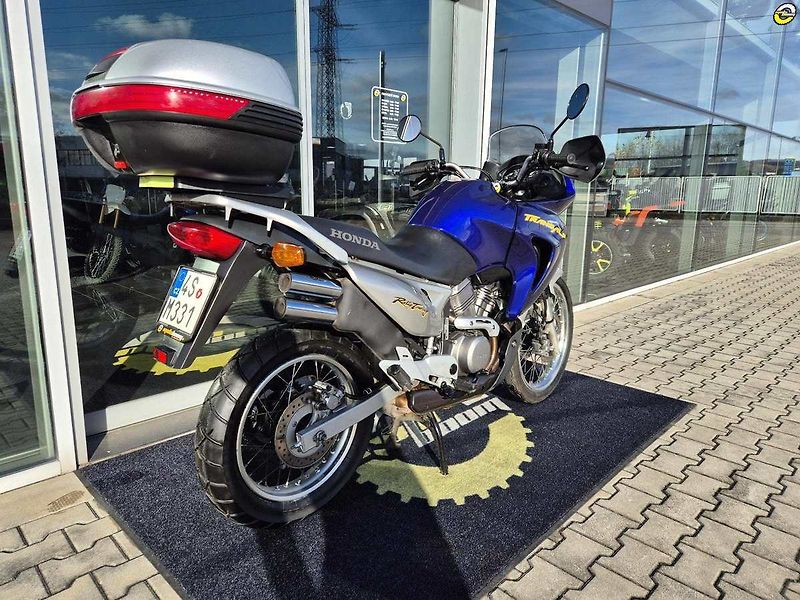 Honda XL 650 V Transalp (2004) - fotka 4 z 19