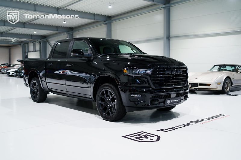 RAM 1500 (2025) Laramie Hurricane RAMBOX, ČR - fotka 3 z 28