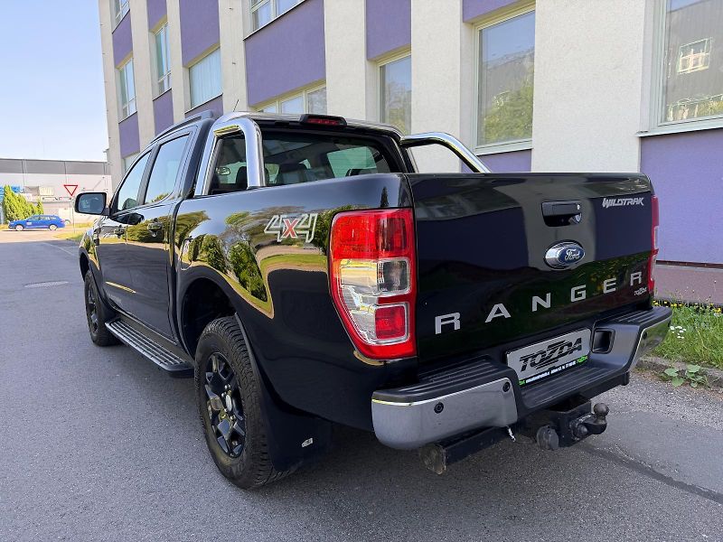 Ford Ranger 3,2 TDCi 4WD Wildtrak - fotka 3 z 21