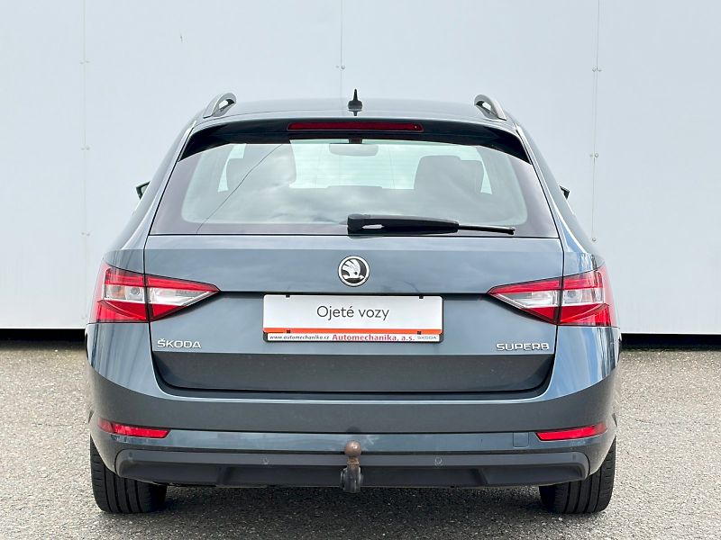 Škoda Superb (2017) Combi 2.0 TDI / 110kW / AMBITI - fotka 11 z 35