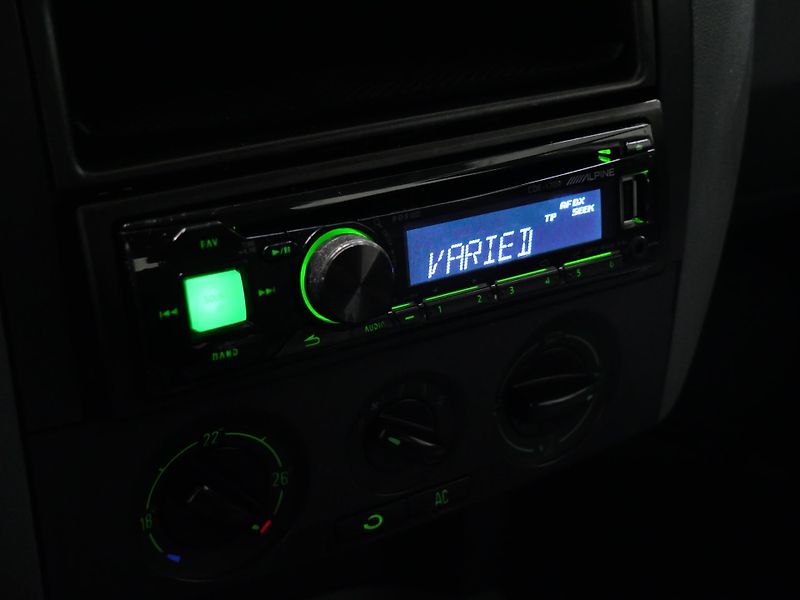 Škoda Fabia - fotka 15 z 24