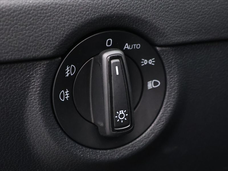 Škoda Octavia 2,0 TSI 140kW DSG Style CZ - fotka 16 z 33