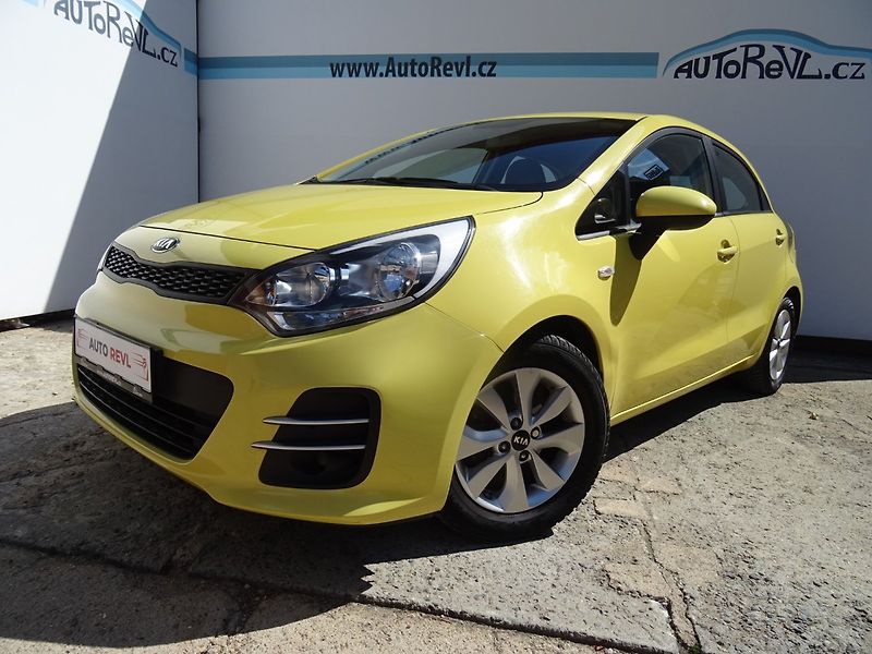 Kia Rio (2017) 1.2i,61kW,1majČR,S.kni,ALU - fotka 2 z 22