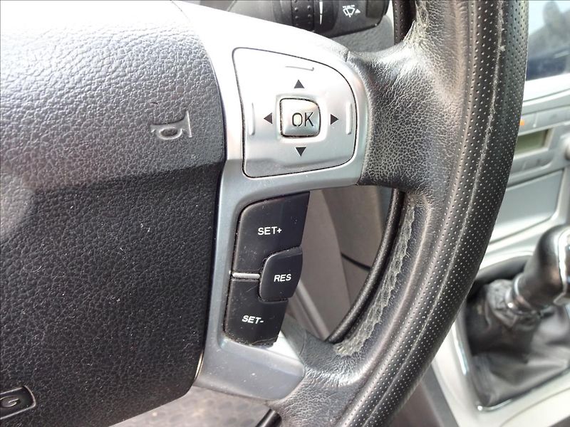 Ford S-MAX 2.0TDCI 103KW - fotka 35 z 44