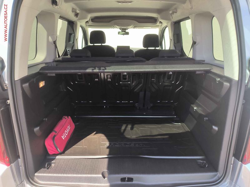 Toyota ProAce City Verso (2022) 1.5D-4D, ČR - fotka 7 z 19