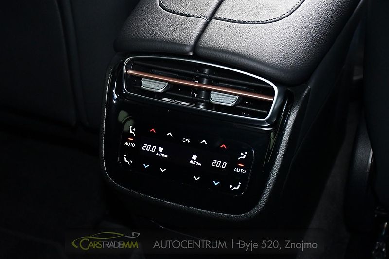 Mercedes-Benz EQE 500 4M PANOR HYPERSCREEN - fotka 50 z 62