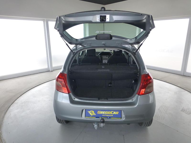 Toyota Yaris (2007) 1,3i-64KW**KLIMA*TAŽNÉ***5DV - fotka 22 z 24