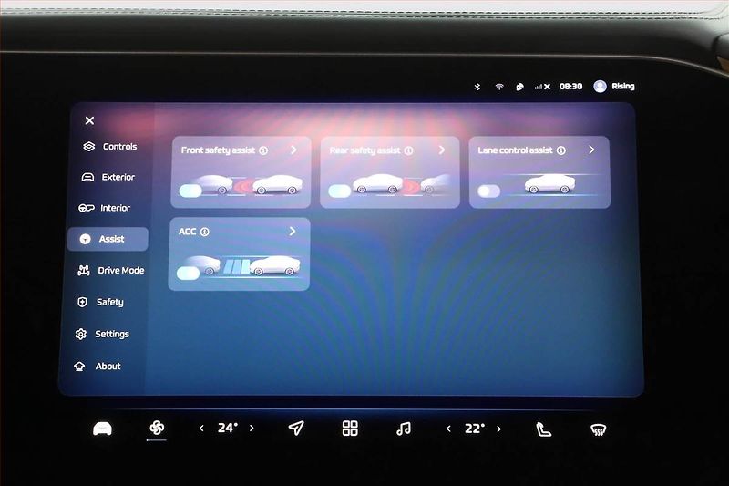 Rising Auto F7 (2025) 77 kWh RWD, SoH 100% - fotka 16 z 31