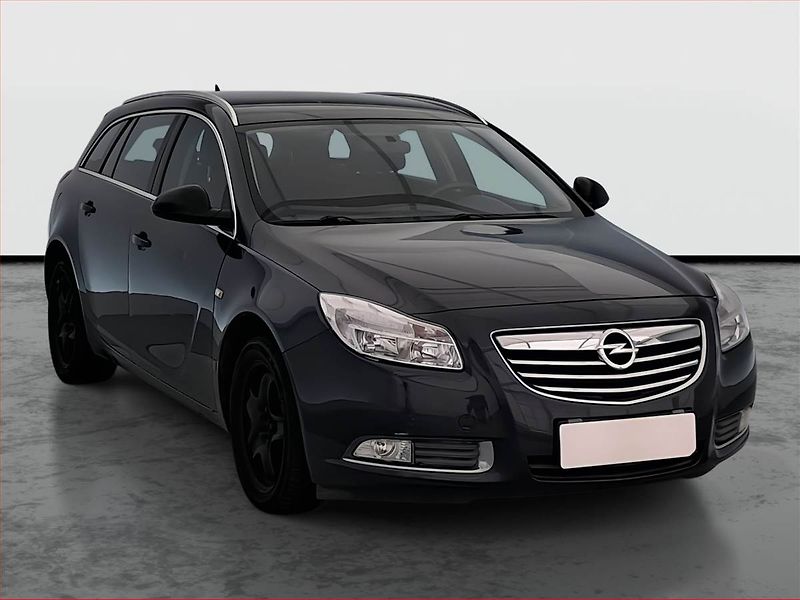 Opel Insignia (2011) 2.0 CDTI, po STK, Tažné - fotografie inzerátu