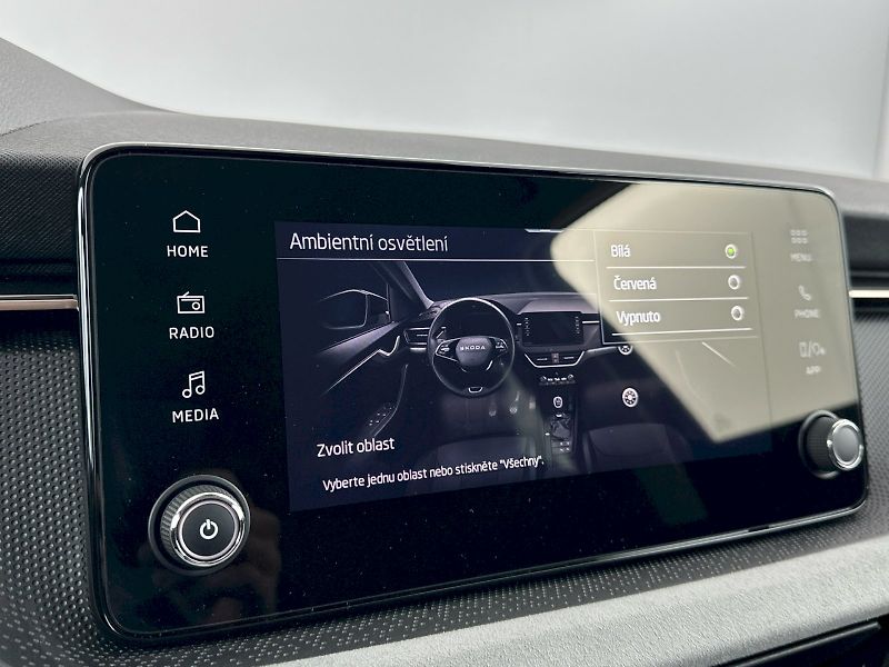 Škoda Scala (2025) 1.0TSI 85kW Top Selection - fotka 17 z 31