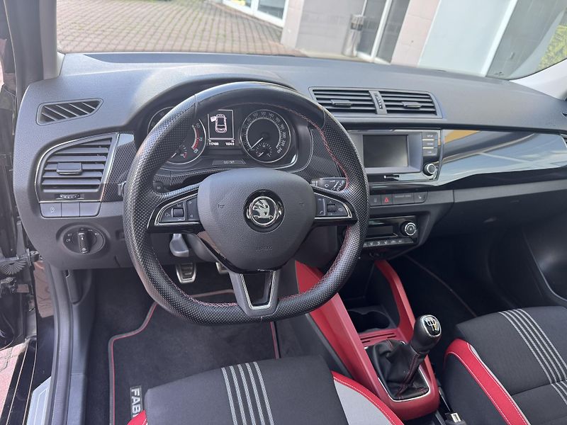 Škoda Fabia (2016) 1.2TSI Monte Carlo - fotka 10 z 21