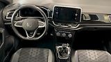 Volkswagen T-Roc (2024) R-Line 1.0 TSI 81kW - náhled 4