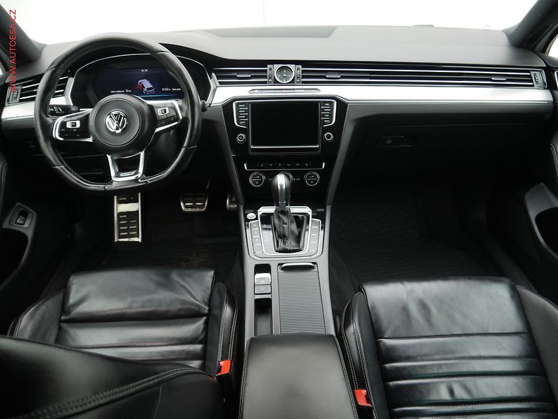 Volkswagen Passat (2017) 2.0 Bi-TDi 4x4, ČR, DSG - fotka 8 z 19