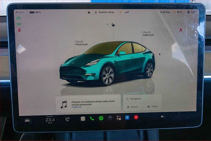 Tesla Model Y (2023) RWD LFP 60kWh, SoH 95% - fotka 12 z 23