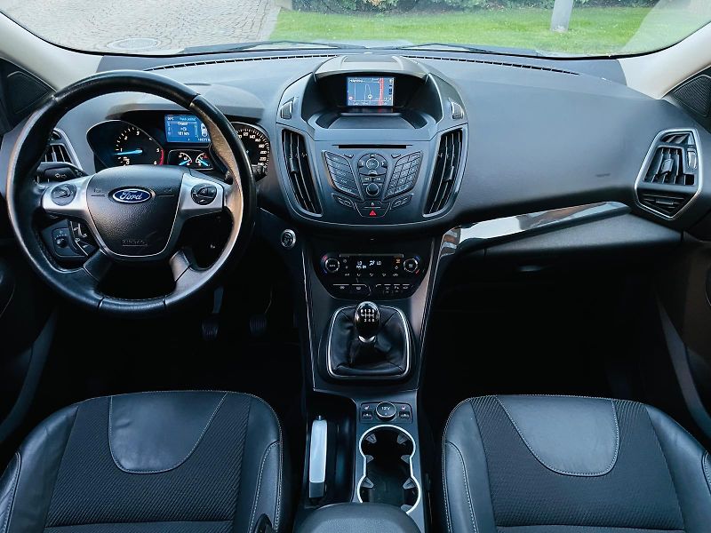 Ford Kuga 2.0TDCi MANUÁL TAŽNÉ SERVISKA - fotka 25 z 51