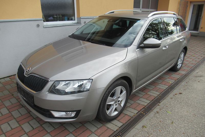 Škoda Octavia 1.6 TDi 4x4 AUT. KLIMA TAŽNÉ - fotka 4 z 19