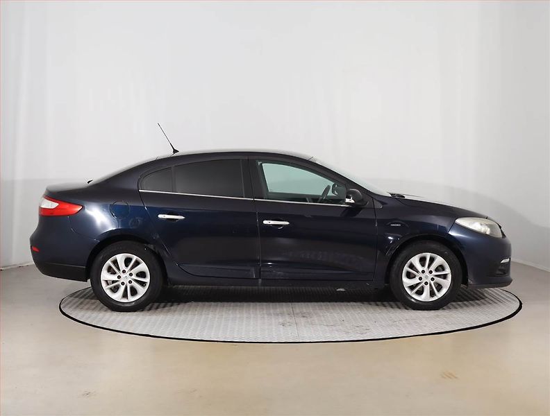 Renault Fluence (2015) 1.6 dCi, Tempomat - fotka 6 z 19