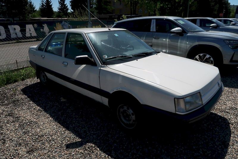 Renault R21 (1988) 21 TL L 481 55kW - fotka 17 z 20