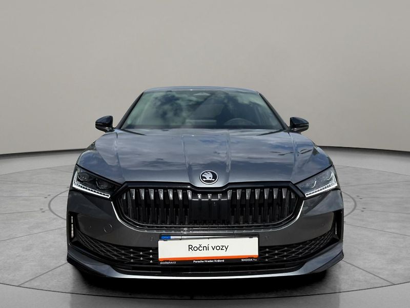 Škoda Superb iV Sportline 1,5TSI 150kw DSG - fotka 4 z 28