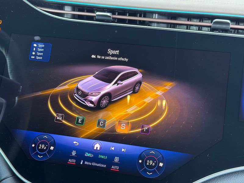 Mercedes-Benz Ostatní EQE 500 4MATIC SUV Electric Ar - fotka 33 z 37