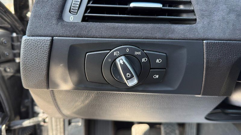 BMW Řada 3 (2009) 318i 105kW *Alu*Keyless*Klima* - fotka 11 z 24