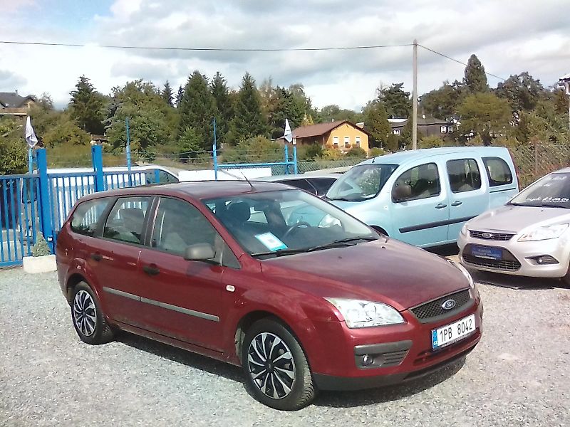 Ford Focus (2005) 2.0i 16V combi, 2majitel - fotografie inzerátu