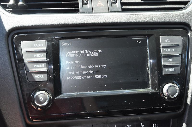 Škoda Octavia III 2.0TDi 110kW KOMBI Automat - fotka 17 z 23