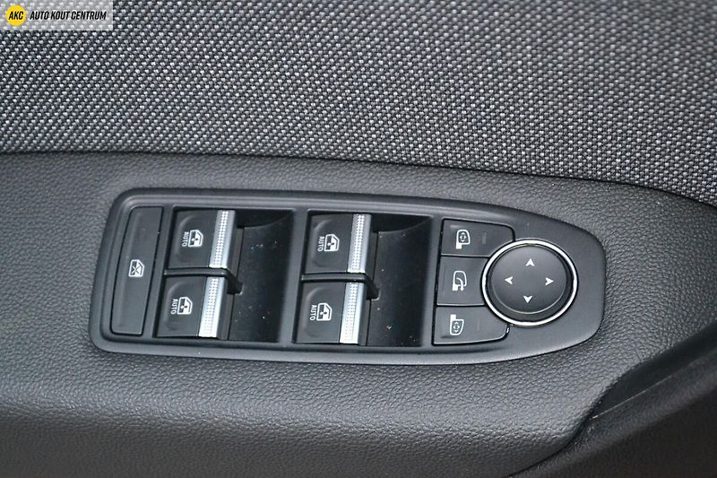 Renault Captur techno E-Tech full hybrid 145 - fotka 46 z 50