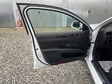 Škoda Superb 2.0TDi 4x4 170PS DSG L+K COMBI - náhled 87
